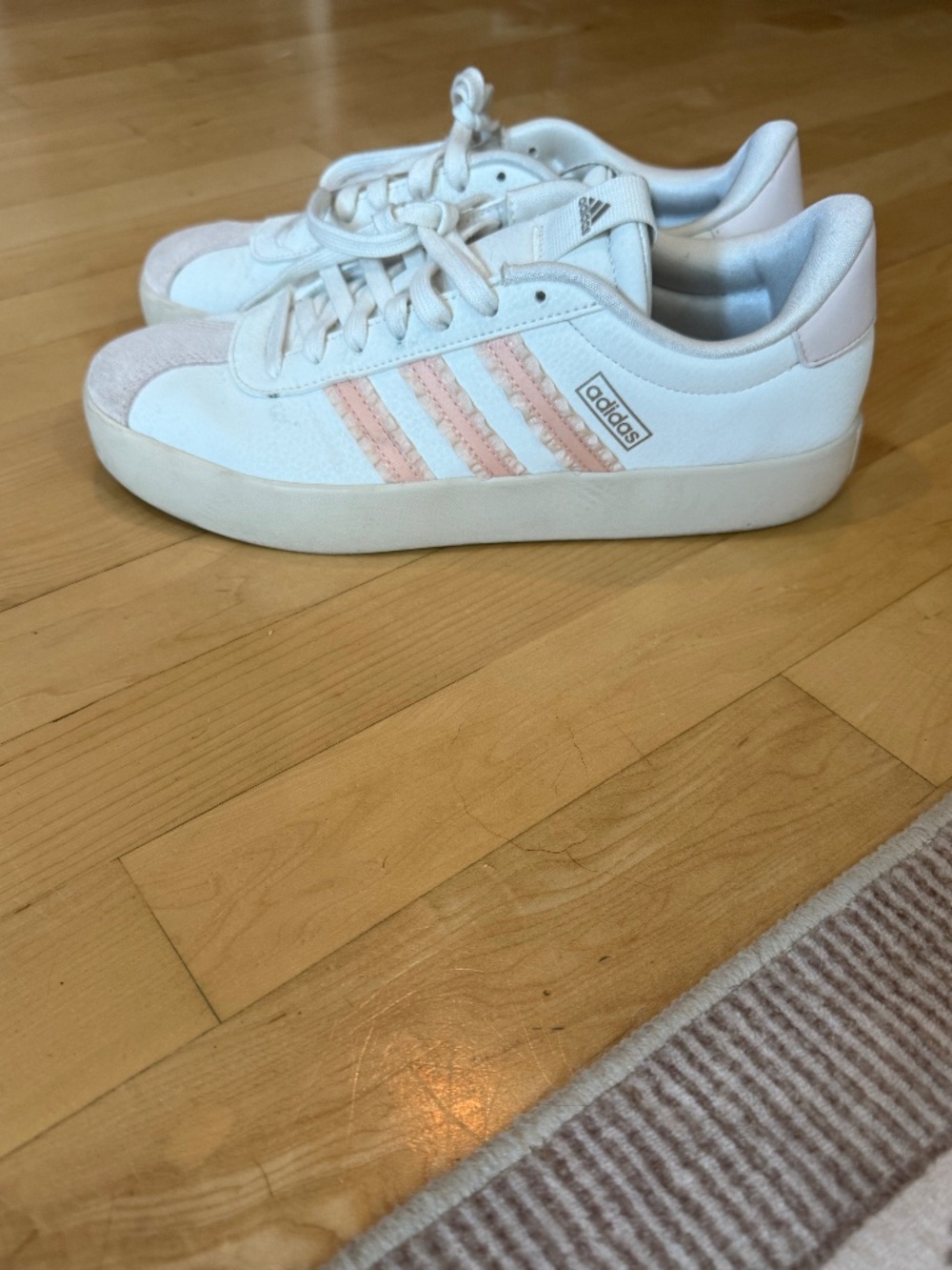 adidas Women's VL Court 3.0 Size 9.5